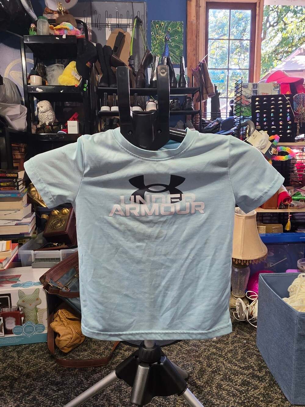 Under Armour Graphic T-Shirt Size 5 Light Blue